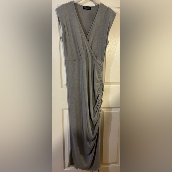 Rachel Zoe Dresses & Skirts - Rachel Zoe LA NY V-Neck Maxi Dress Adjustable Side Slit & Ruching Grey Size S
